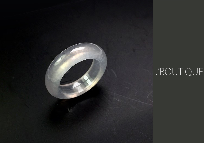 ミャンマー産天然無処理翡翠 くりぬき リング 指輪 透明 玻璃冰