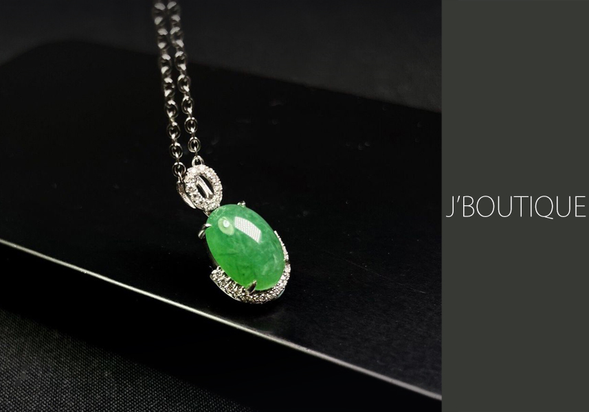 大値下げ✨新品✨ミャンマー翡翠✨氷緑、氷翡翠、✨ジェイド ペンダント　シルバー ミャンマー産天然無処理翡翠 ジュエリー ペンダント 翠緑 冰 K18