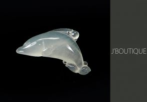 ミャンマー産天然無処理翡翠 ドルフィン イルカ ペンダント 手石 インテリア ホワイト 玻璃冰
