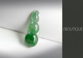 ミャンマー産天然無処理翡翠 豆 ペンダント 手石 オーナメント 明緑 深緑 玻璃冰