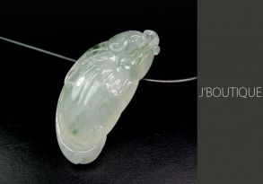 A-Grade Natural Myanmar Icy White Jadeite Jade Dragon Head Fish Pendant / Handstone