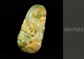 A-Grade Natural Myanmar Yellow, Yellow Green and Pale Green Jadeite Jade Parrot Pendant / Handstone