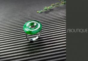 ミャンマー産天然無処理翡翠 玉環 ジュエリー リング 指輪 艶緑 K18 ホワイトゴールド