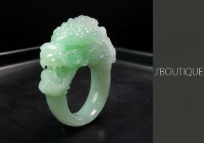 ミャンマー産天然無処理翡翠 ドラゴン 龍 くりぬき リング 指輪 ペンダント 手石 薄アップルグリーン 冰糯