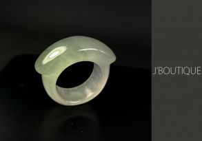 ミャンマー産天然無処理翡翠 サドルリング 指輪 微緑 オフホワイト 冰