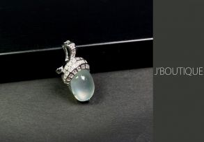 A-Grade Natural Myanmar Icy Transparent White Jadeite Jade Acorn Jewelry Pendant with K18 White Gold and Diamond