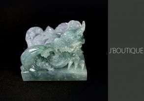 ミャンマー産天然無処理翡翠 ドラゴン 龍 玉璽 インテリア ホワイト 薄青緑 冰
