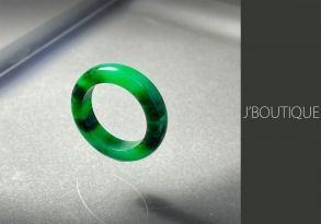 ミャンマー産天然無処理翡翠 くり抜き リング 指輪 ペンダント 明緑 艶緑