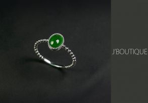 A-Grade Natural Myanmar Icy Deep Green Jadeite Jade Jewelry Ring with K18 White Gold