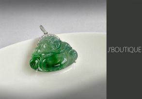 A-Grade Natural Myanmar Icy Pale Bright Green Jadeite Jade Jewelry Buddha Pendant with K18 White Gold and Diamond