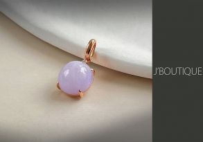 A-Grade Natural Myanmar Icy Lavender Jadeite Jade Jewelry Pendant with K18 Rose Gold and Diamond