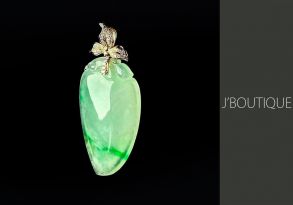 ミャンマー産天然無処理翡翠 福桃 吉祥 ジュエリー ペンダント 淡緑 明緑 冰 K18 イエローゴールド ダイヤモンド