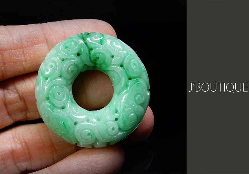 ミャンマー産天然無処理翡翠 彫刻 玉環 ペンダント オーナメント 手石