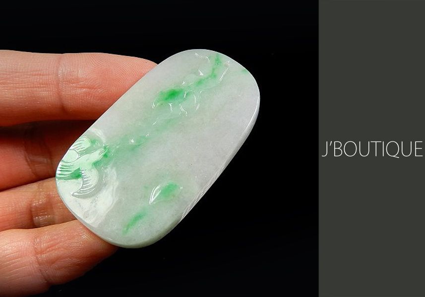 ミャンマー産天然無処理翡翠 金魚 吉祥 オーナメント ペンダント 手石