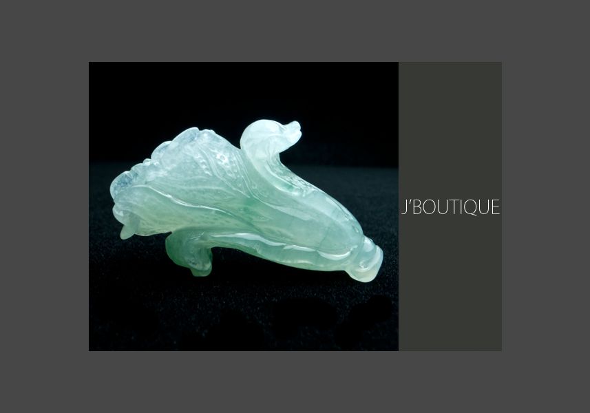 ミャンマー産天然無処理翡翠 白菜 ペンダント 薄緑