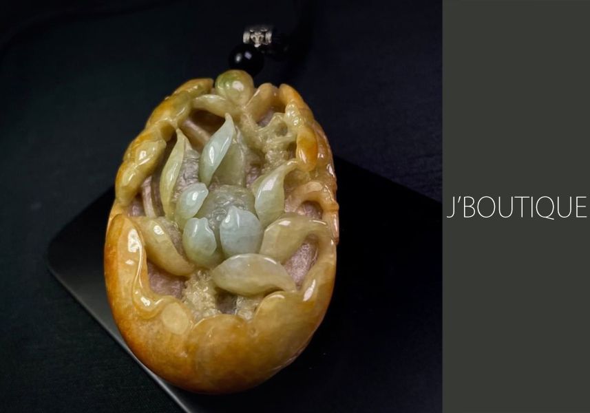 ミャンマー産天然無処理翡翠 蓮花 オーナメント 手石 インテリア 黄翡