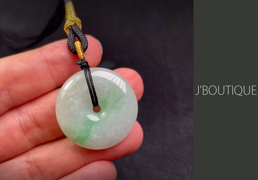 ミャンマー産天然無処理翡翠 ボタン ペンダント 手石