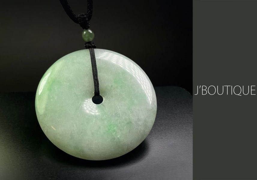 ミャンマー産天然無処理翡翠 玉環 ボタン オーナメント 手石